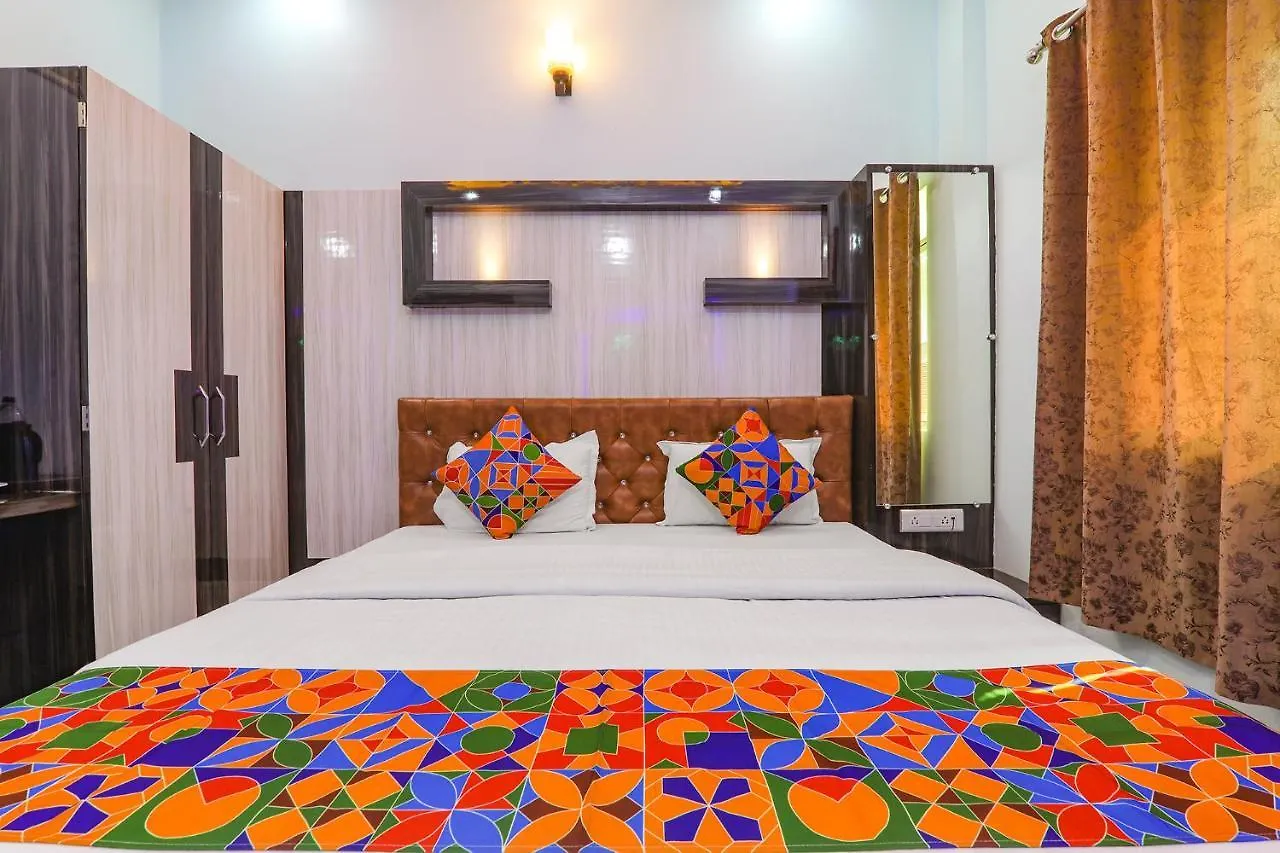 *** Hotel Fabhotel Lumbini International Varanasi India